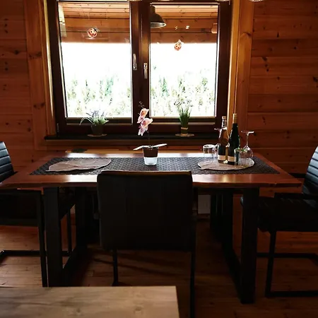 Holzblockhaus Eifel * Oberkail